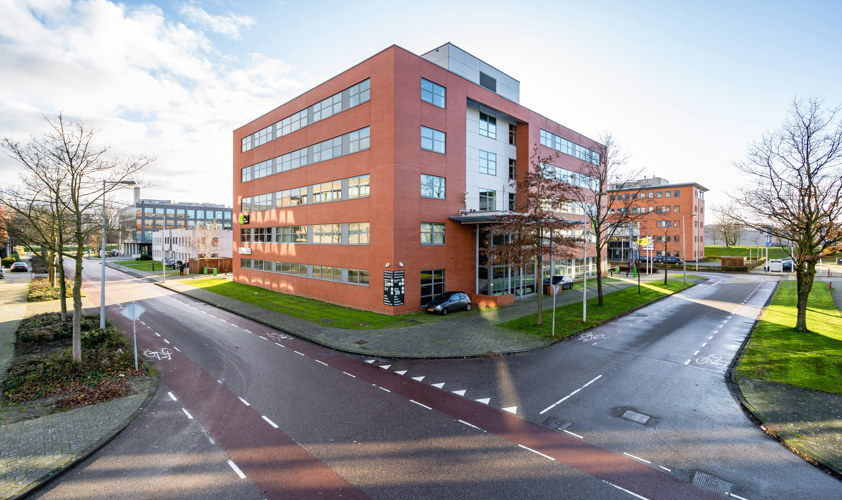 Amsterdam-Paasheuvelweg-Nederlands-Vastgoed-SynVest 2